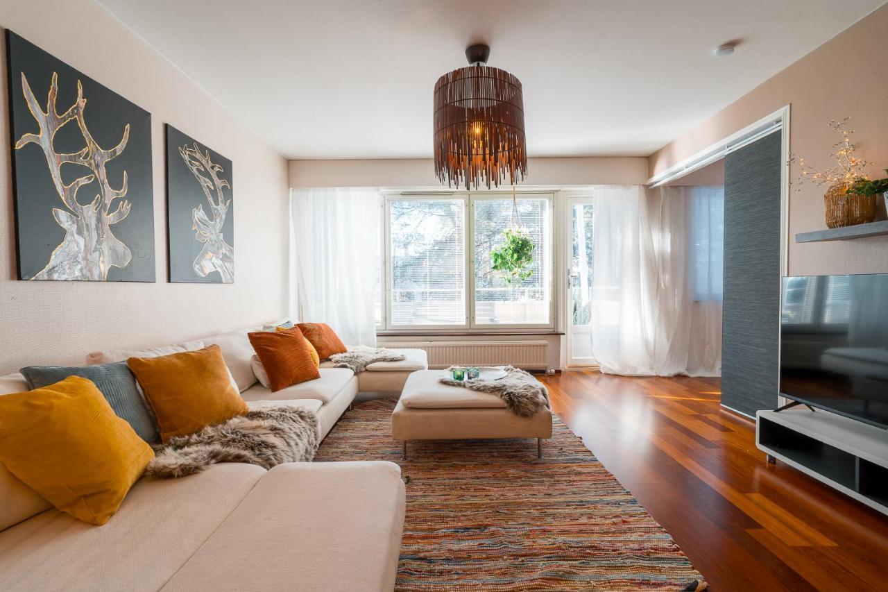 Апартаменты Nordic Gem Near Railway Station, Free Parking And Wifi Рованиеми Экстерьер фото